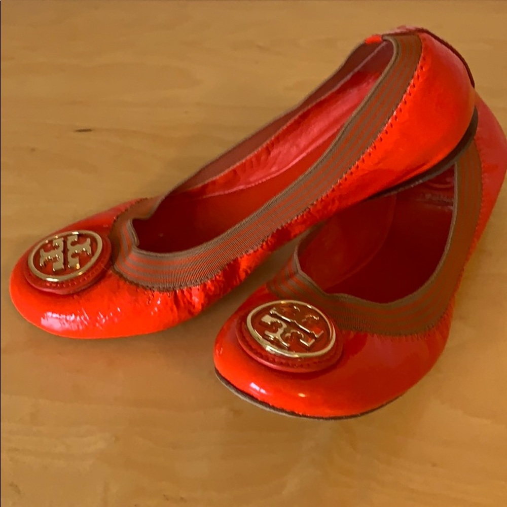 Tory Burch Orange Patent Leather Flats Size 5.5